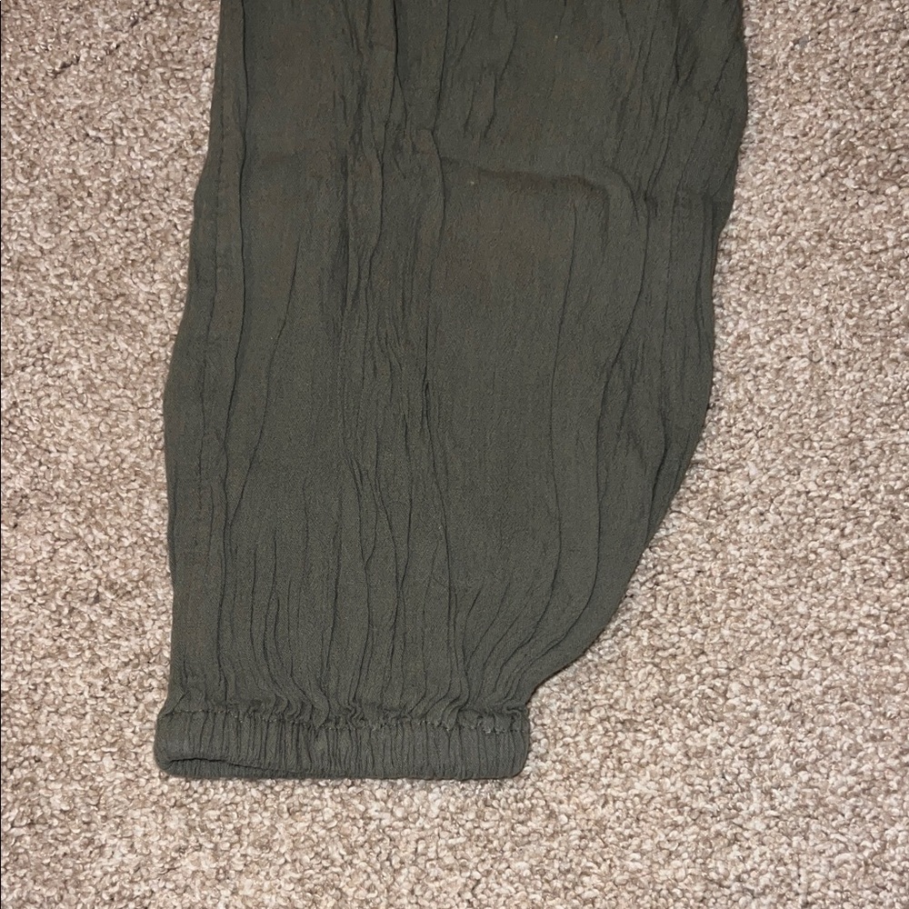 FREE with purchase - Picture 4 of 6